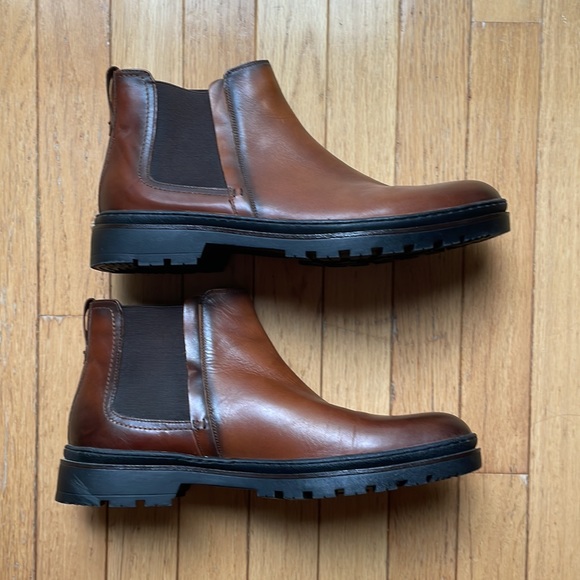 Mens Ike Behar Steven Chelsea Boots main image 4